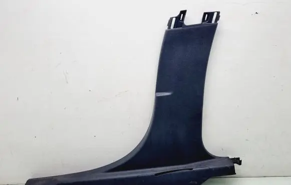 (B) pillar trim (bottom)