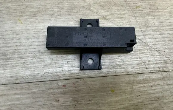 Porsche Panamera (971) Keyless (KESSY) go control unit/module 9A790724700