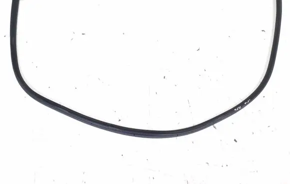 Mercedes-Benz E A207 Front door rubber seal A2076920476