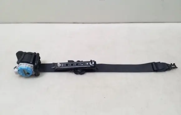 Opel Insignia A Front seatbelt 20951977
