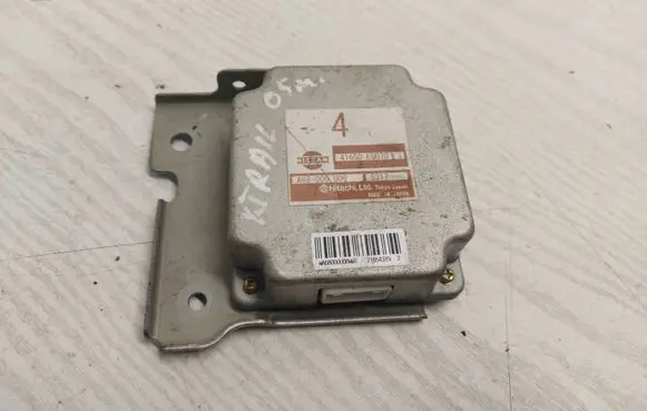 Nissan X-Trail T30 Torque split ecu control unit/module 41650EQ070 A68000U06 5317