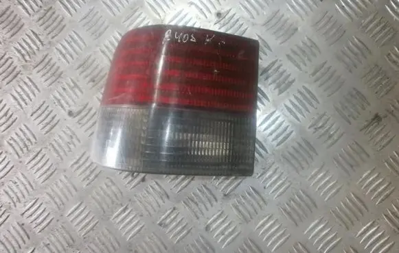 Peugeot 405 Rear/tail lights 2149