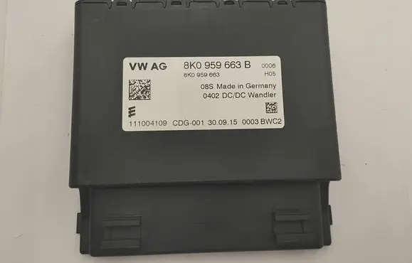 Audi Q5 SQ5 Voltage converter/converter module 8K0959663B 8K0959663 111004109