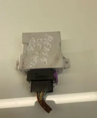 Toyota Avensis T250 Window wiper relay 150696