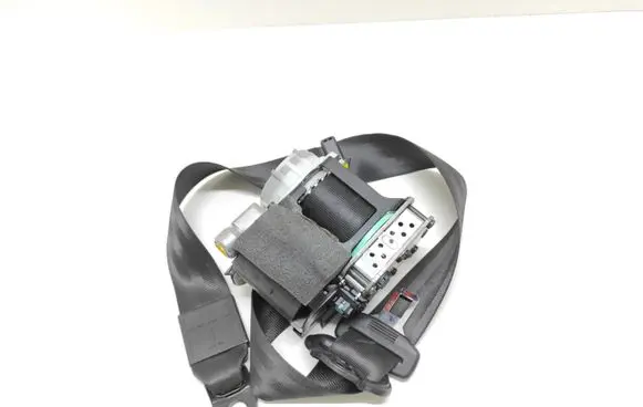 Audi S5 Front seatbelt 307161510