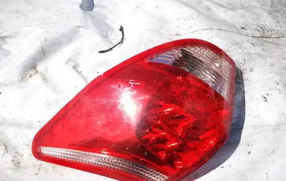 Toyota RAV 4 (XA30) Rear/tail lights