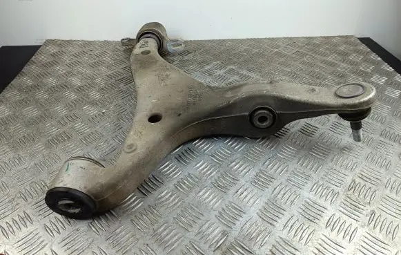 Dodge Durango Front lower control arm/wishbone 04877717AB