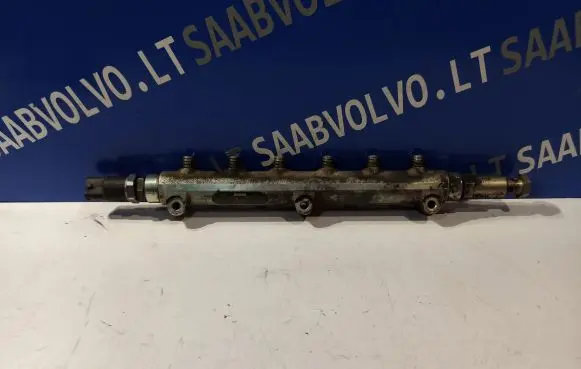 Volvo V70 Fuel main line pipe 445215010 004744