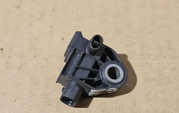 BMW M5 F90 Airbag deployment crash/impact sensor 9341546 19058 913350