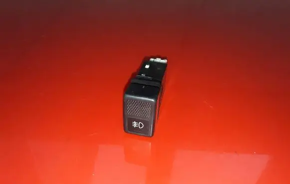 Subaru Outback Fog light switch 1Z10