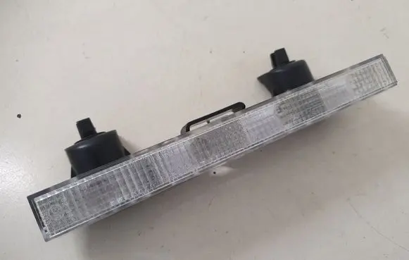 Toyota Urban Cruiser (XP110) Third/center stoplight