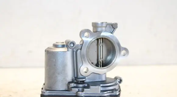 Audi A6 S6 C7 4G Throttle body valve 04L131501B