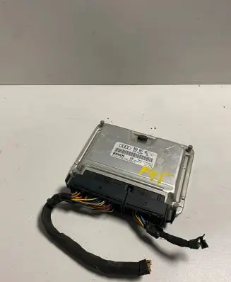Audi A4 S4 B6 8E 8H Engine control unit/module 8E0907401 28SA5483 0281010492
