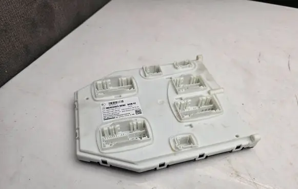 Mercedes-Benz Sprinter W907 W910 Comfort/convenience module A9079013903 A4479029717