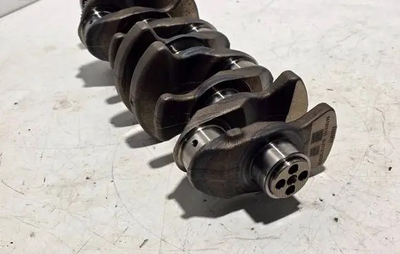BMW 5 G30 G31 G38 Crankshaft 867899105 33222K11 0422121300252