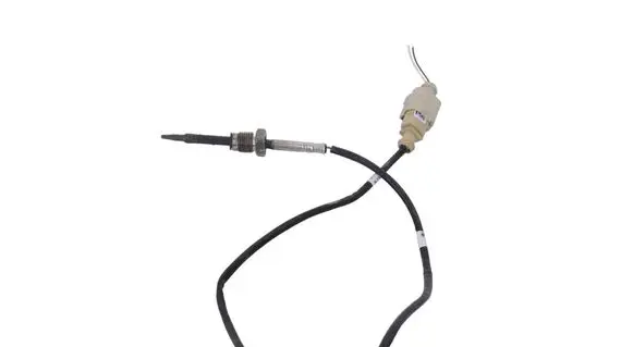 Volkswagen Golf VIII Oil temperature sensor 05L906088AK