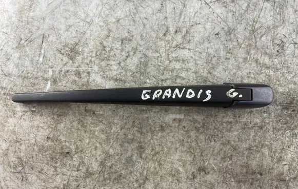 Mitsubishi Grandis Rear wiper blade arm