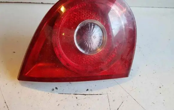 Volkswagen Golf V Tailgate rear/tail lights 28508004