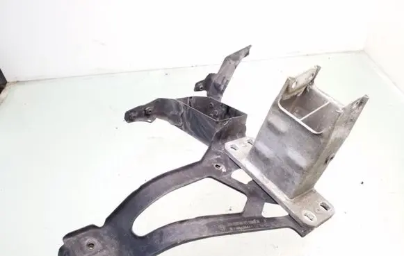 BMW 5 E60 E61 Front bumper shock/impact absorber 7033732