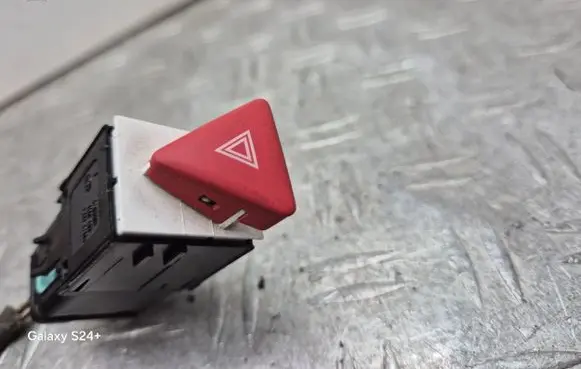 Hazard light switch