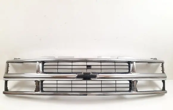 Chevrolet Tahoe Front bumper upper radiator grill
