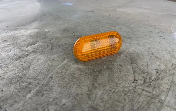 Ford Fiesta Front fender indicator light 2S6A13K354 2S6A13K354AD