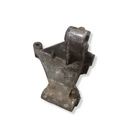Volkswagen PASSAT B4 Engine mounting bracket 028145531C