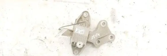 Chevrolet Cruze Engine mount bracket 13248547
