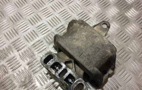 Volkswagen Golf IV Engine mount bracket 1J0199555AL