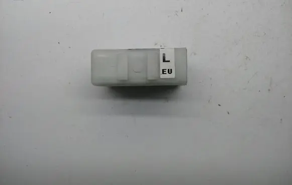 Subaru Outback Door central lock control unit/module 88035AG010