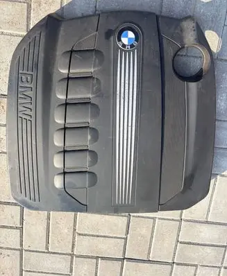 BMW 5 F10 F11 Engine cover (trim) 7800575 11252010