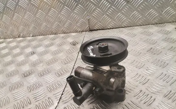 Hyundai Accent Power steering pump 5711025000