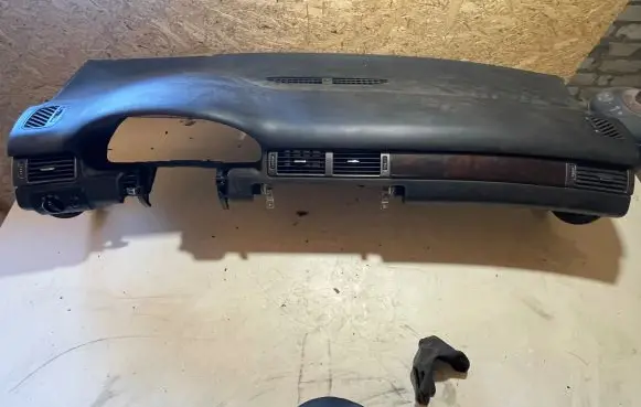 Audi A6 S6 C5 4B Dashboard 4B1857033