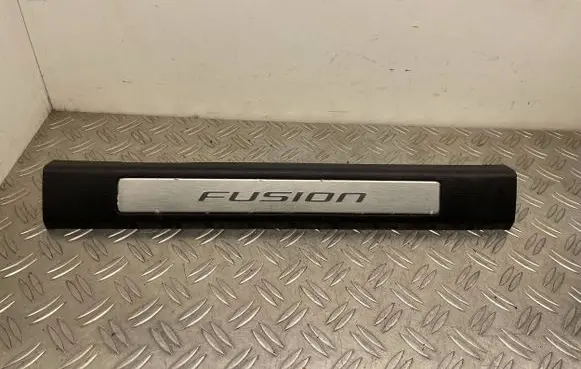 Ford Fusion II Front sill trim cover DS73F13200G