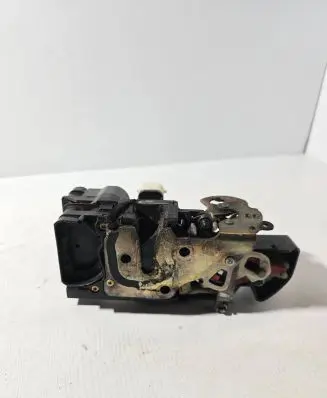 Opel Frontera B Front door lock 16637561 9054011 16634325