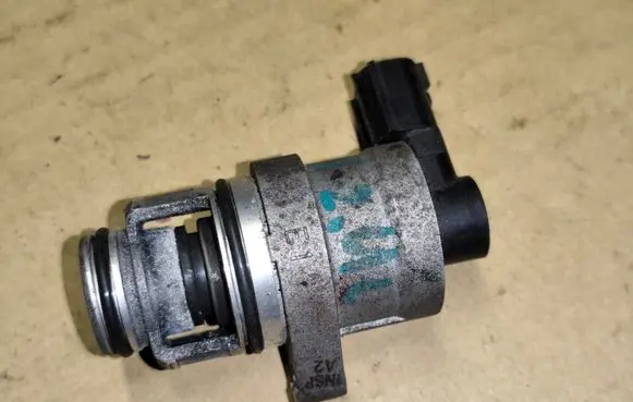 Chrysler PT Cruiser Idle control valve (regulator) 04861184AB