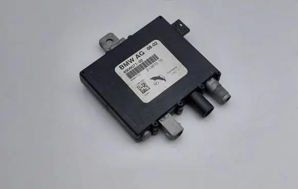 BMW 3 E46 Aerial antenna amplifier 690607102