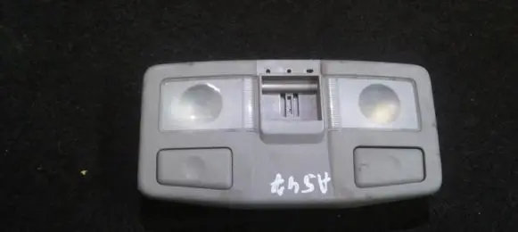 Isuzu Rodeo Front seat light 