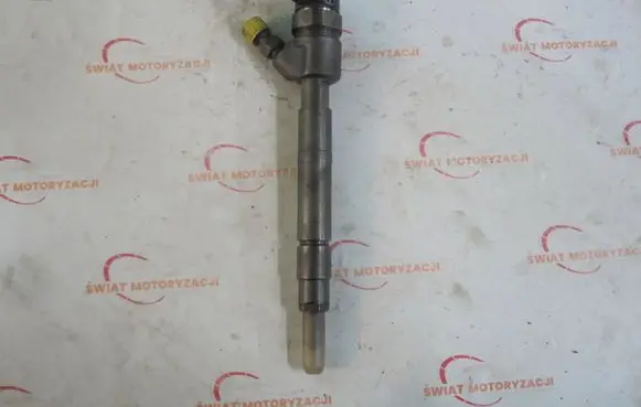 Mercedes-Benz C W203 Fuel injector 0445110238