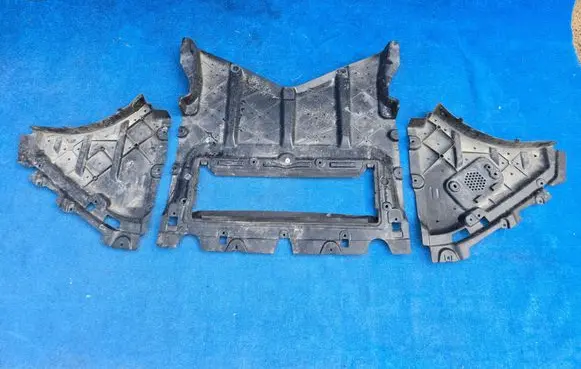 BMW M5 G90 Front underbody cover/under tray 8083763 8083766