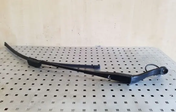 Tesla Model 3 Front wiper blade arm 109646600A