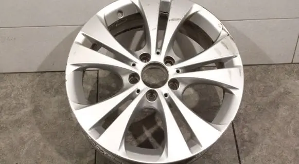 Mercedes-Benz B W246 W242 R20 carbon fiber rim A2464010800