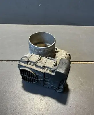 Volkswagen Golf Plus Throttle valve 03C133062A