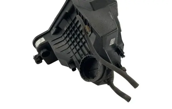 Audi A5 Sportback 8TA Air filter box 8K0133837B 8K0133843D 8K0133835B