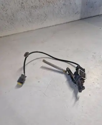 Headlight/headlamp level sensor