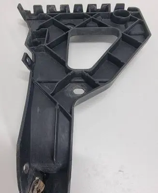 Audi A6 S6 C6 4F Front bumper mounting bracket 4F0807228