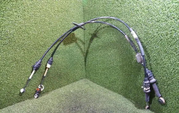 Gear shift cable linkage