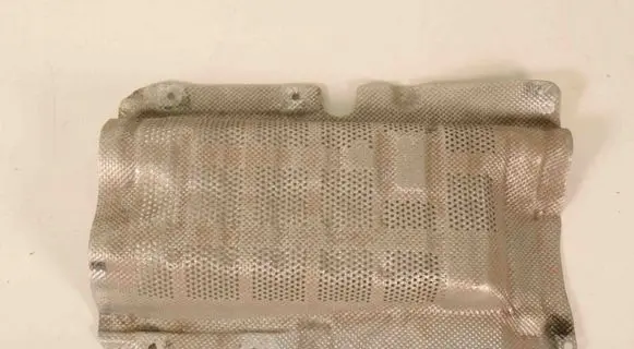 BMW 4 F32 F33 Heat shield in engine bay 7241756