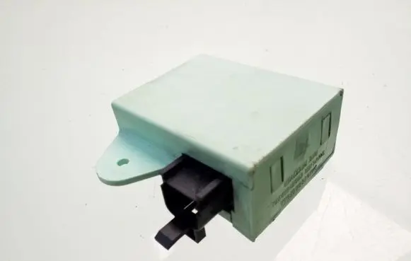 Chrysler Voyager Other control units/modules 04686474AA