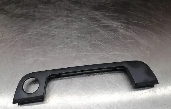 BMW 5 E34 Front door handle cover 1960932 51211960932